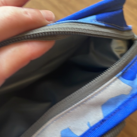 BACK TO SCHOOL SALE Lands End Insulated Bear Print Lunch Box - Picture 3 of 5